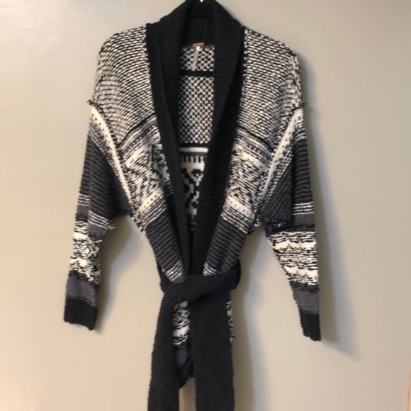 NEW Free People Cozy Cabin Cardigan - Picture 5 of 8